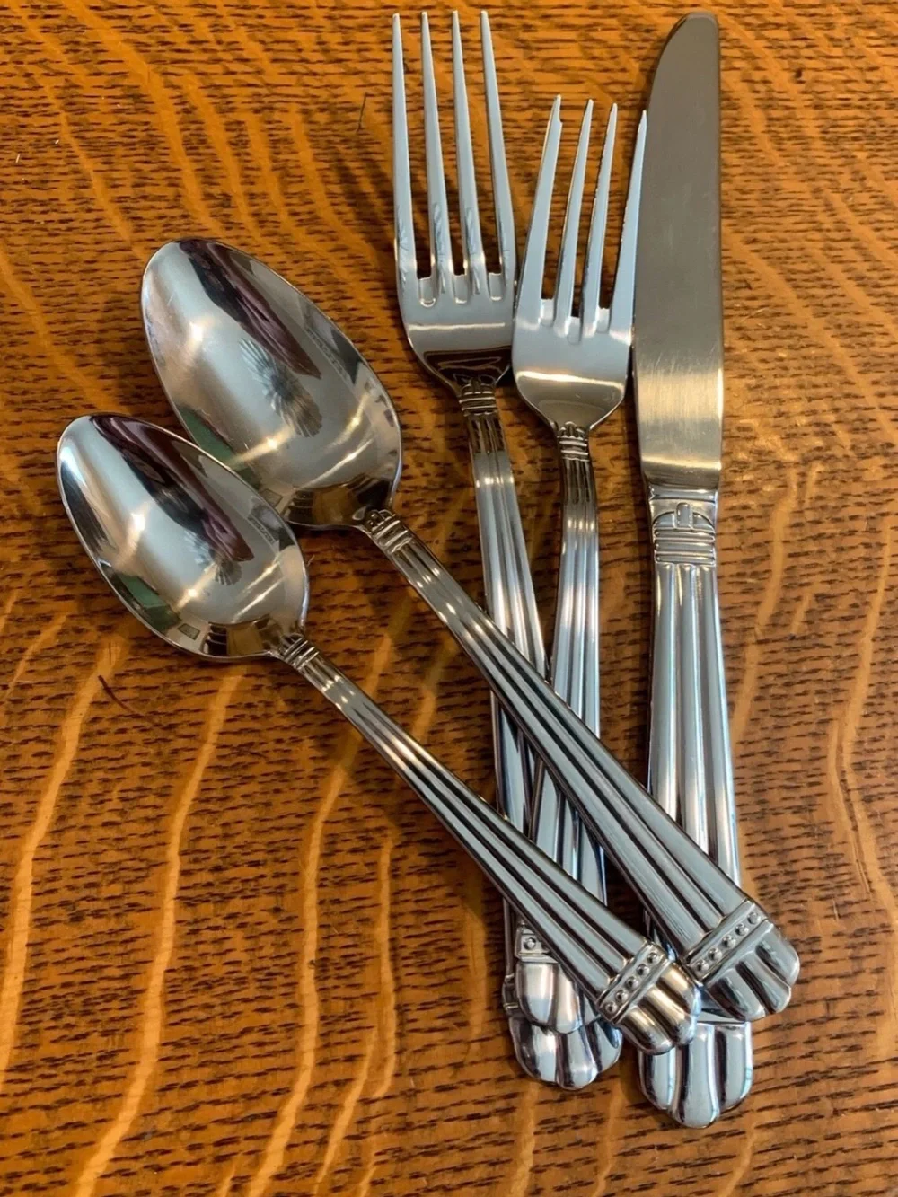 Oneida *TRIDENT* Stainless flatware silverware sets